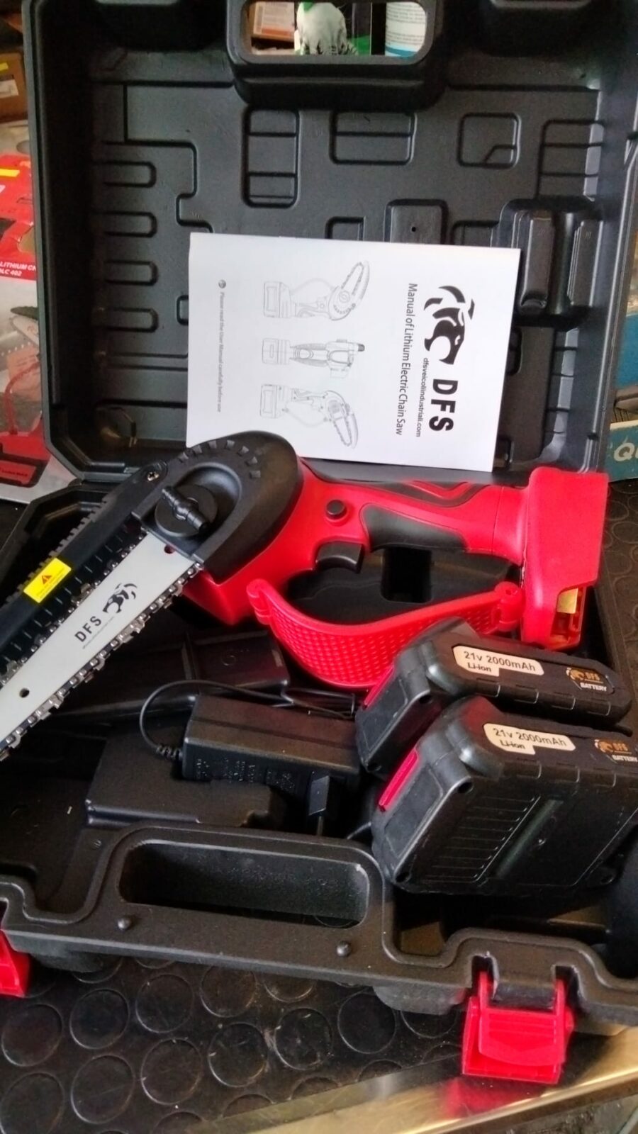 Motosega a batteria DFS - immagine 4